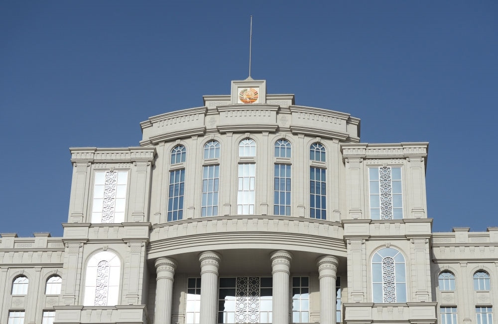 這是在杜尚別拍攝的塔吉克斯坦政府大樓。