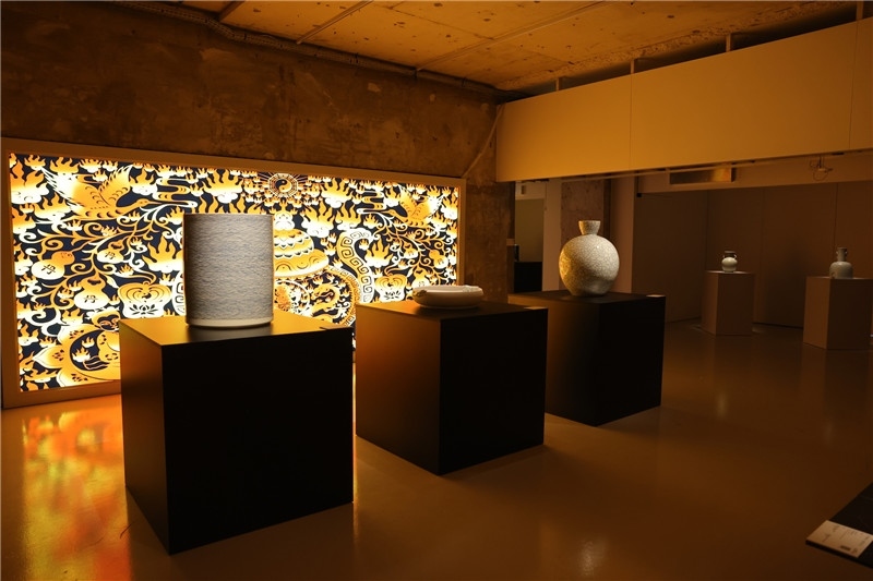 《新生萬物-中國非遺與當(dāng)代設(shè)計(jì)展》展廳。陽光媒體集團(tuán)供圖