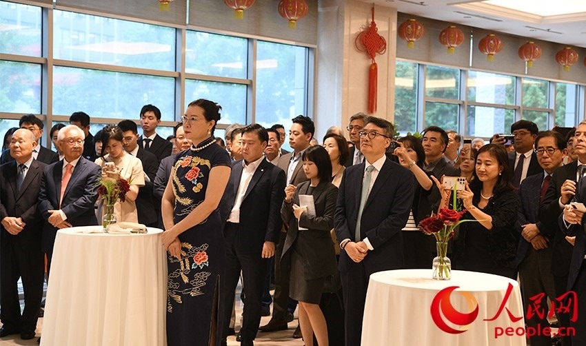 招待會(huì)現(xiàn)場(chǎng)。人民網(wǎng) 李帆攝