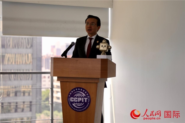 中國駐墨西哥大使張潤發(fā)表講話。人民網(wǎng) 埃內(nèi)斯托·多明戈斯攝