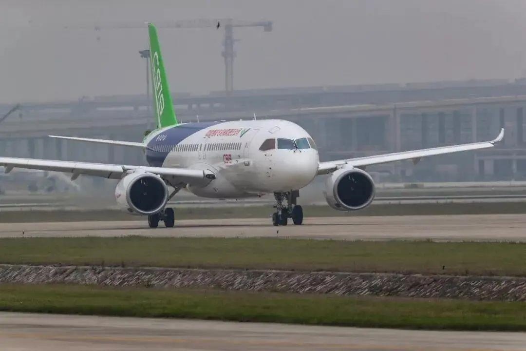 從一扇“門(mén)”、一座“城”、兩張“網(wǎng)”，看浦東新區(qū)改革常新