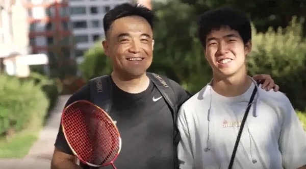 劉建波、劉傲寒父子。北航供圖