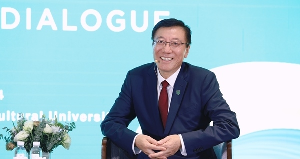 孫其信在2024世界農業(yè)科技創(chuàng)新大會首場大咖對話上發(fā)言。中國農業(yè)大學供圖