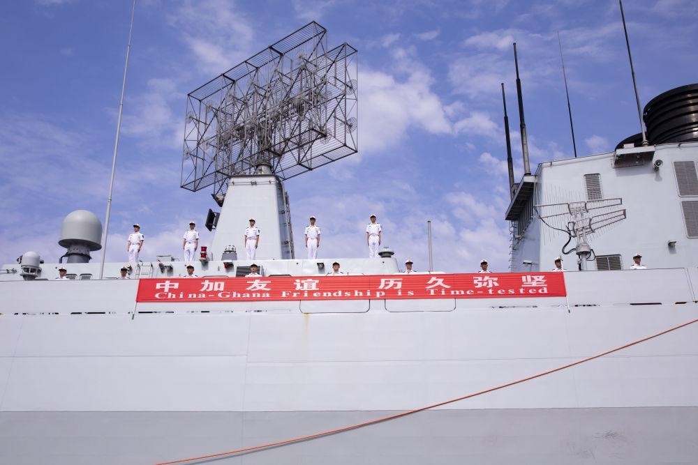 2023年6月27日，中國海軍第43批護航編隊抵達加納特馬港碼頭，開始對加納進行為期4天的友好訪問。