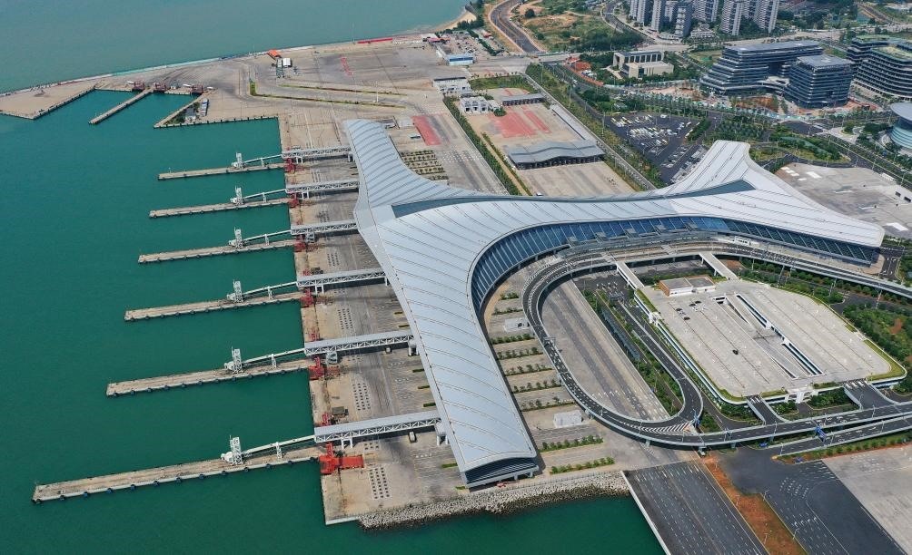 這是已經(jīng)停航的?？谛潞８郏?月4日攝，無(wú)人機(jī)照片）。新華社記者 郭程 攝