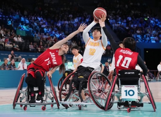 巴黎殘奧會｜“撞車、摔倒，我們都習(xí)慣了”