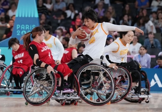 巴黎殘奧會｜“撞車、摔倒，我們都習(xí)慣了”
