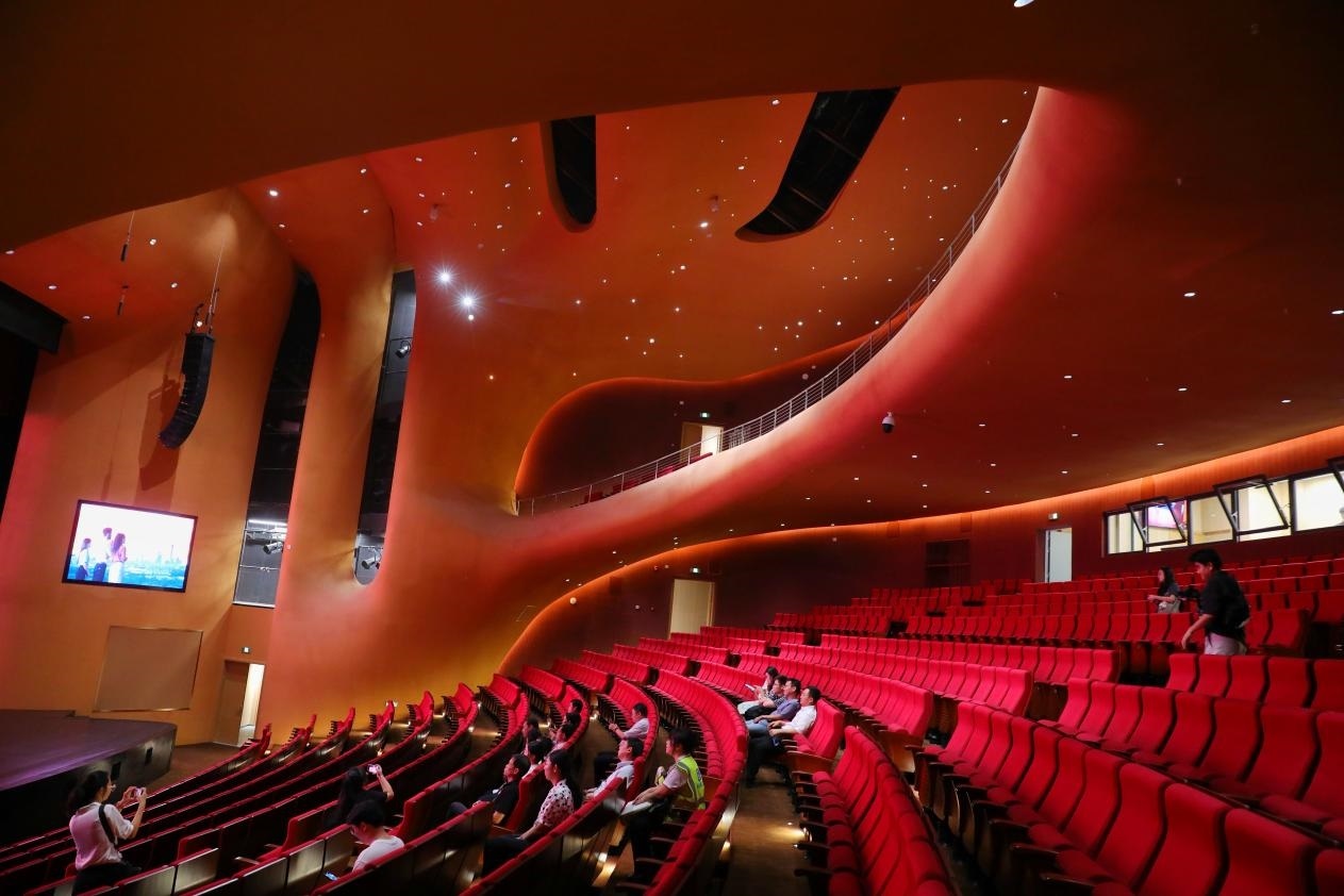 劇場內(nèi)部空間?！吨袊?jīng)濟(jì)周刊》記者 肖翊攝