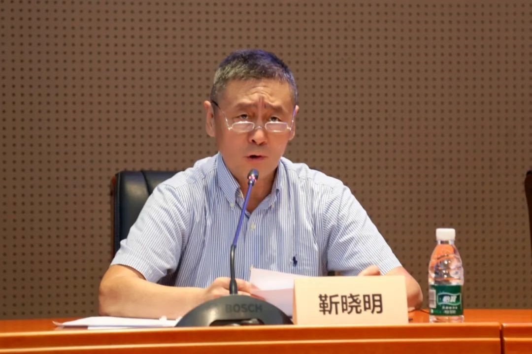 科技外交專家委員會主任委員、科技部國際合作司原司長靳曉明致辭。主辦方供圖