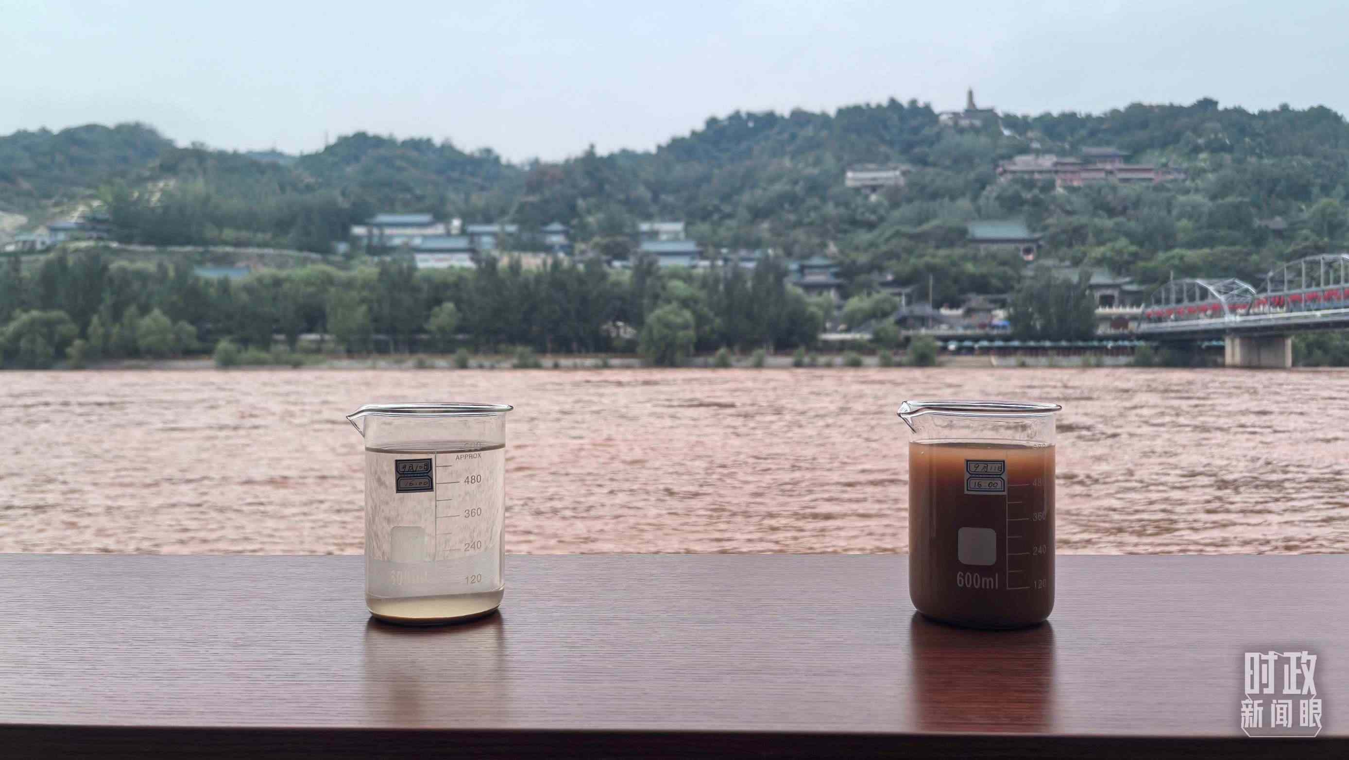 △黃河水質(zhì)監(jiān)測。（總臺央視記者陸泓宇拍攝）