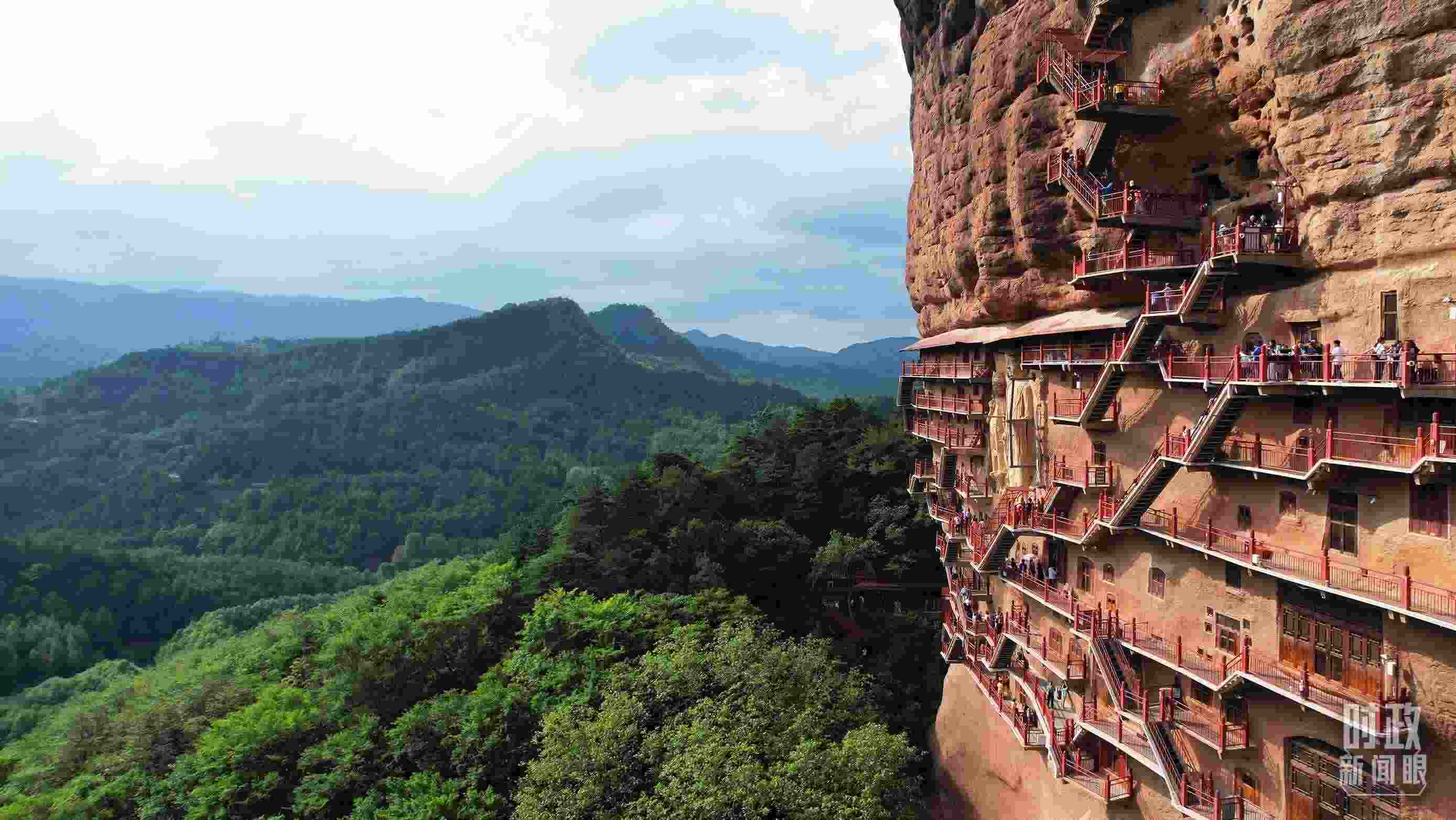 △ 麥積山石窟。（總臺記者馬凌峰拍攝）