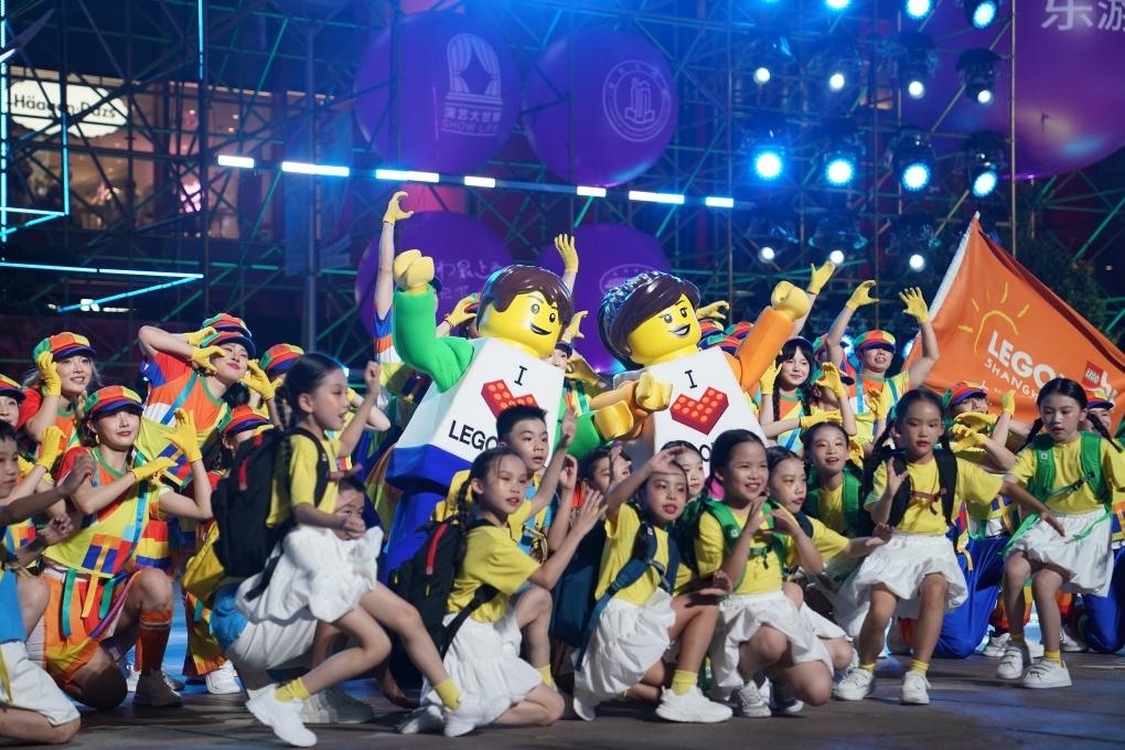 9月14日晚，演員在上海旅游節(jié)開幕式上表演。新華社發(fā)（陳浩明 攝）