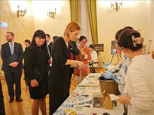 招待會(huì)現(xiàn)場(chǎng)。中國(guó)駐匈牙利大使館供圖