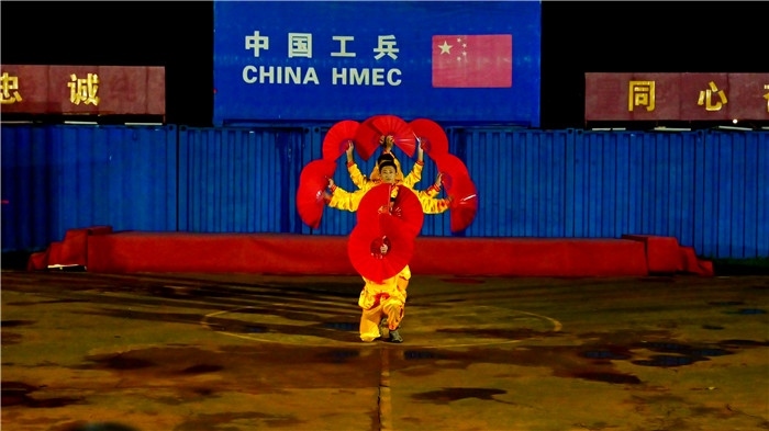 中國傳統(tǒng)文化節(jié)目表演。孫千攝