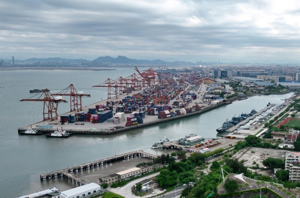 這是中國（福建）自由貿(mào)易試驗(yàn)區(qū)廈門片區(qū)內(nèi)的廈門海天碼頭（2024年9月4日攝）。