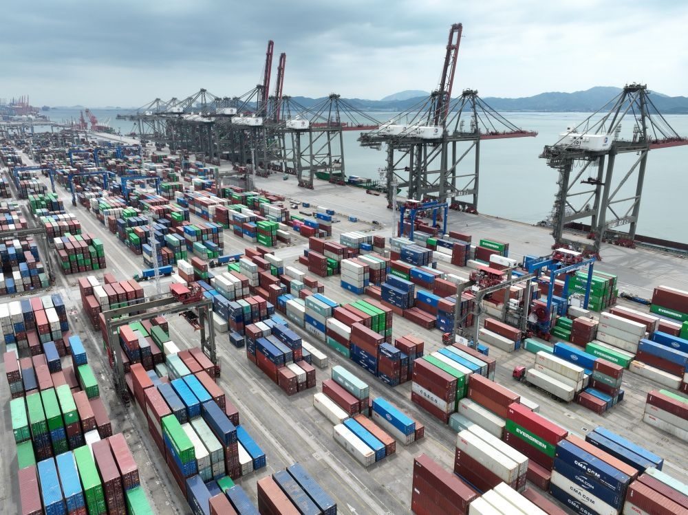 這是中國（福建）自由貿(mào)易試驗(yàn)區(qū)廈門片區(qū)內(nèi)的廈門遠(yuǎn)海碼頭（2024年9月5日攝）。