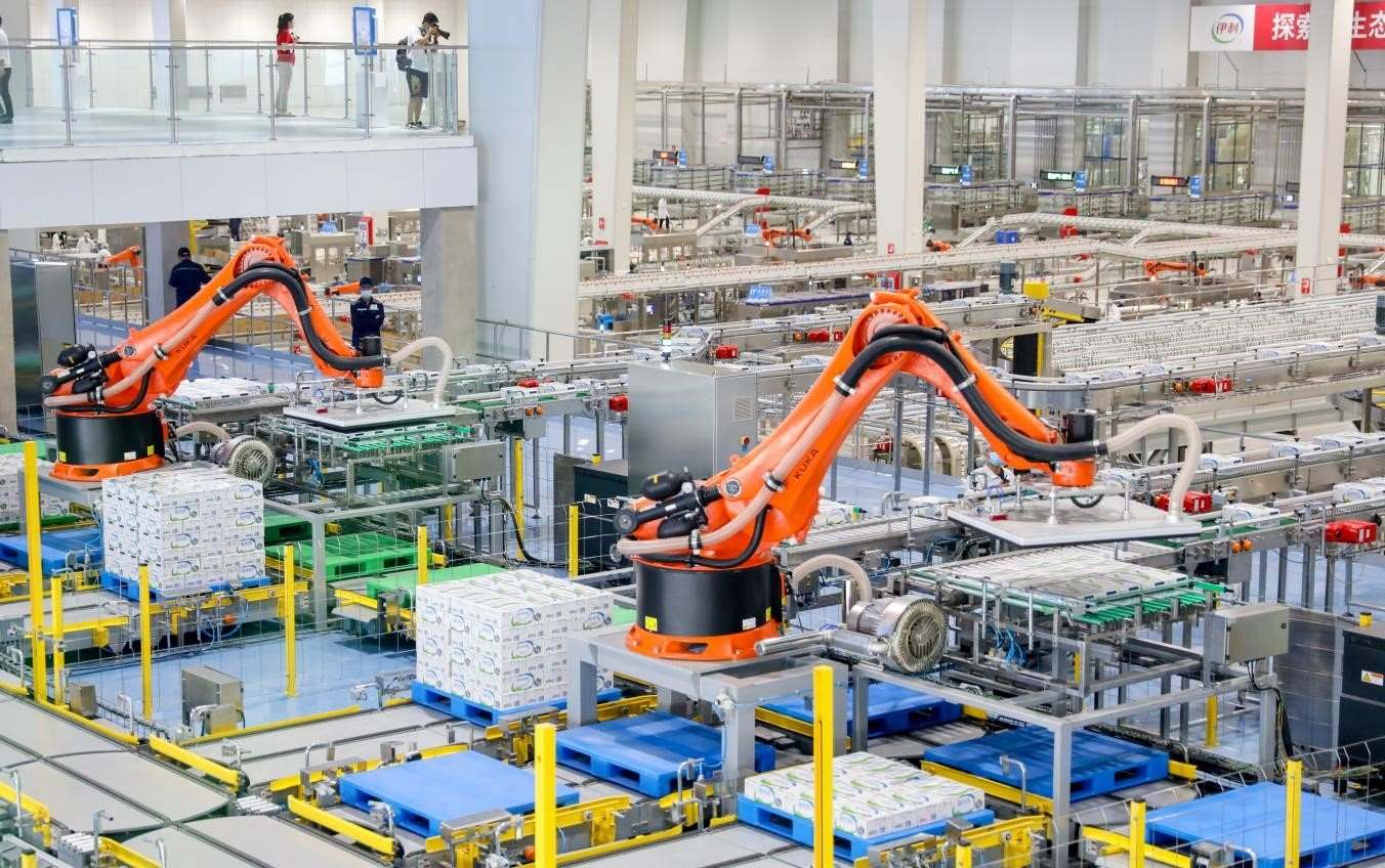 伊利數智化布局領跑行業(yè)。（受訪者供圖）