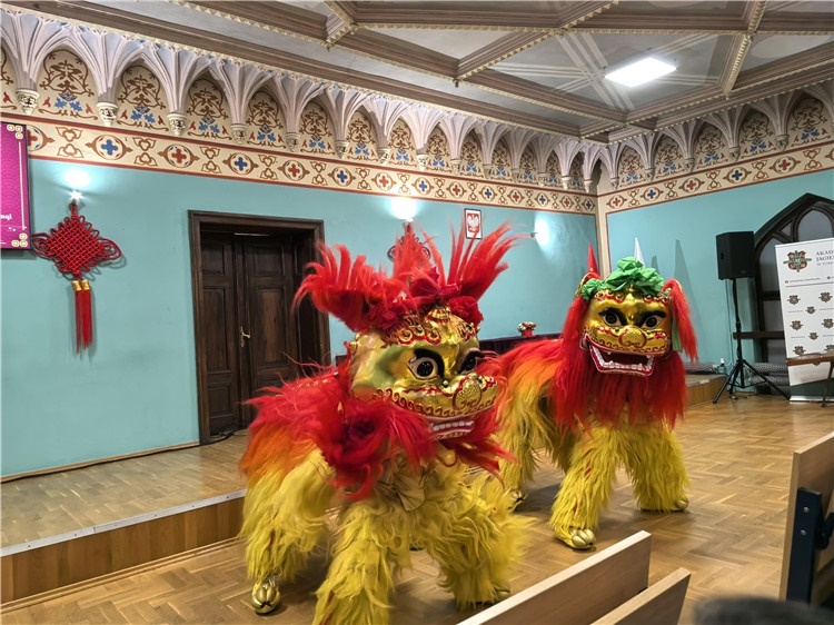 托倫雅蓋隆學(xué)院禮堂巡演現(xiàn)場。主辦方供圖。