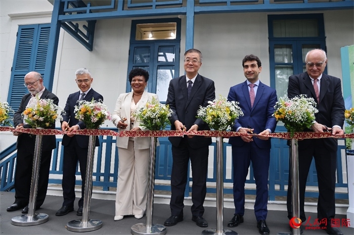 活動上，中巴嘉賓共同為“茶緣·中巴友誼園”剪彩，標志著中巴友誼園中“茶之道”展覽正式開幕。人民網(wǎng)記者 張志文攝