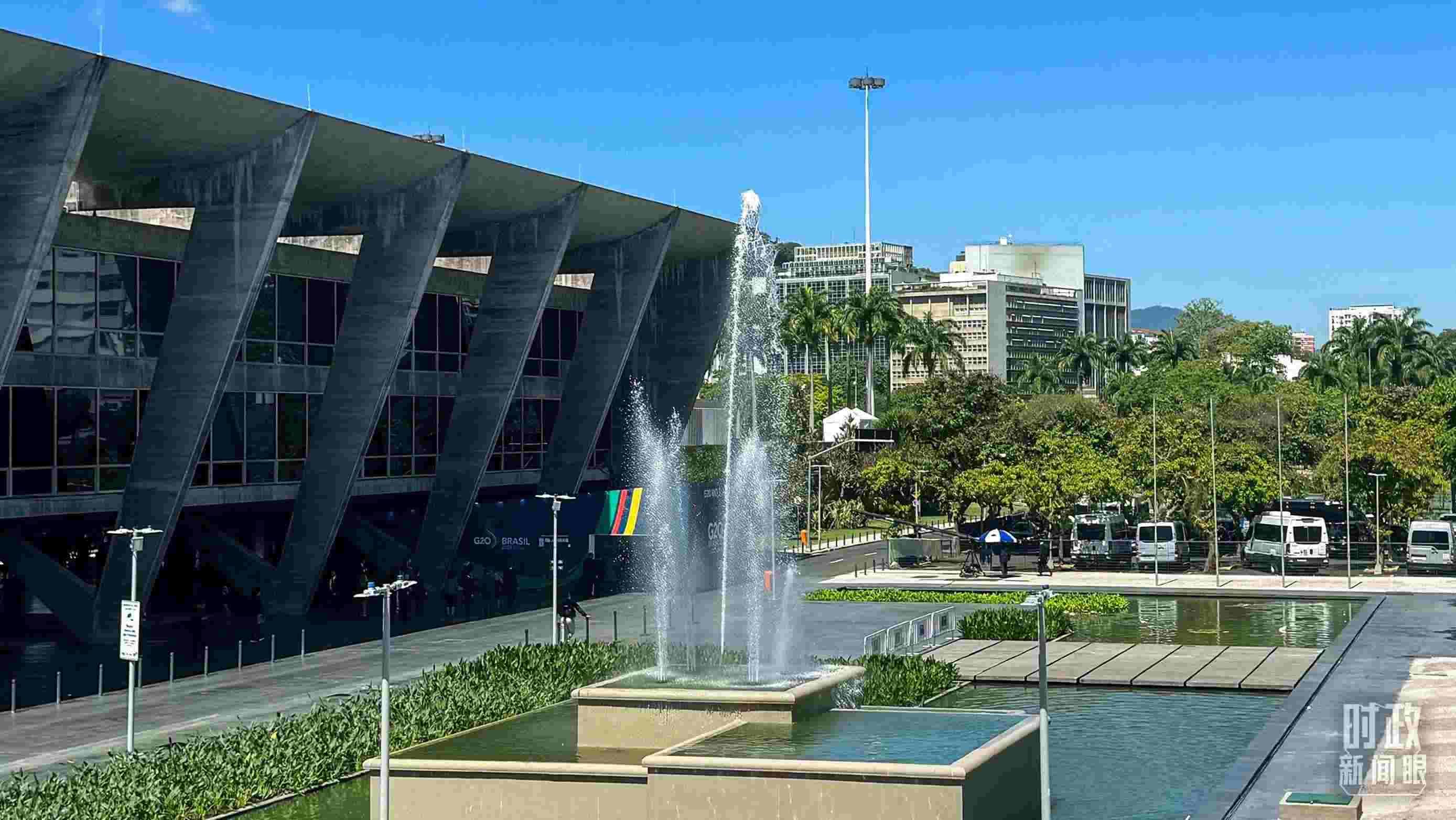 △G20峰會(huì)舉辦地，巴西里約熱內(nèi)盧現(xiàn)代藝術(shù)博物館。（總臺(tái)央視記者趙怡彬拍攝）