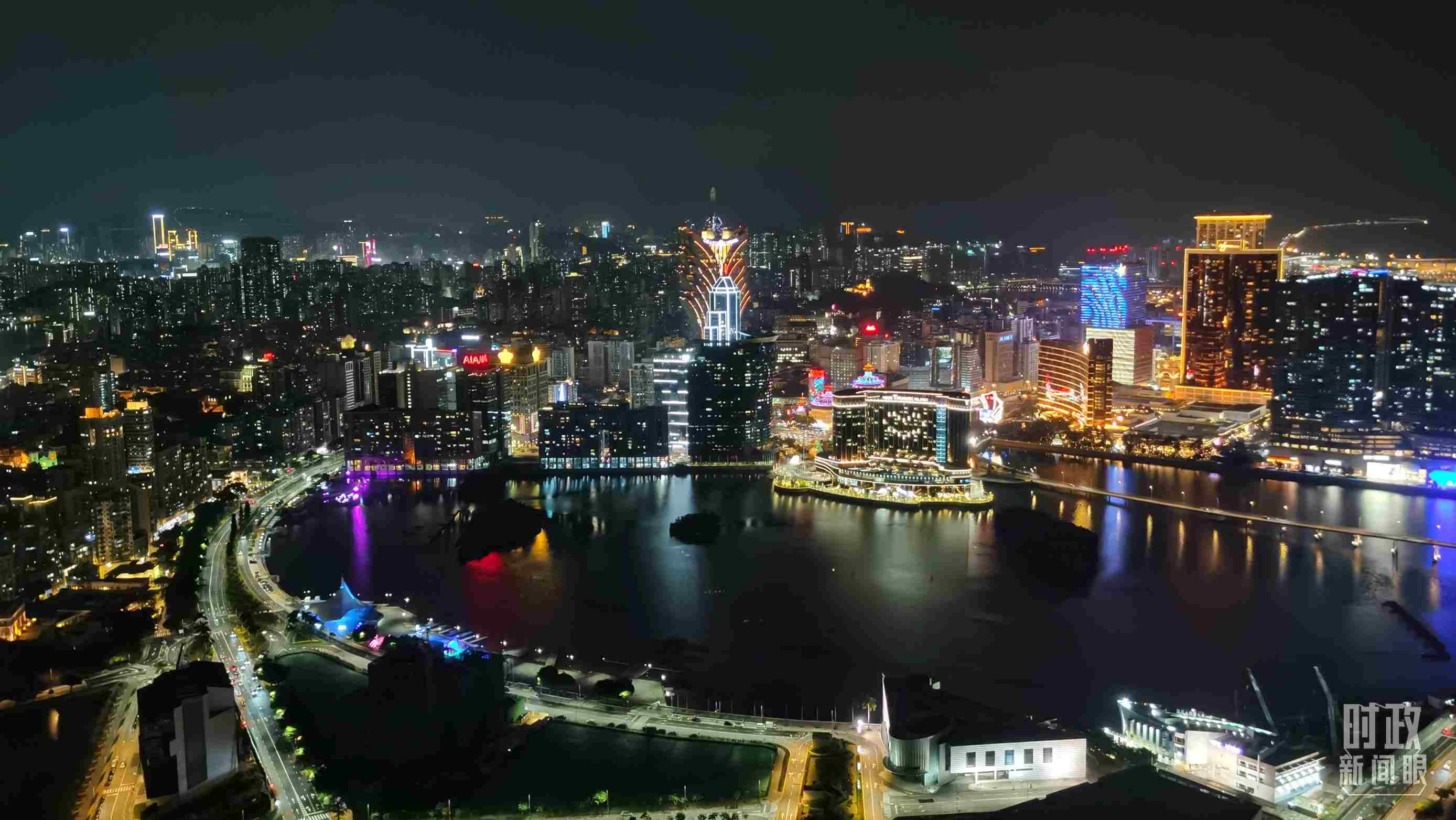 △澳門夜景。（總臺央視記者曹亞星拍攝）
