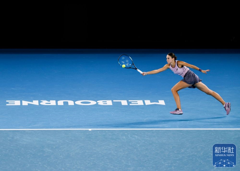 ↑托多尼在比賽中回球。新華社記者 馬平 攝