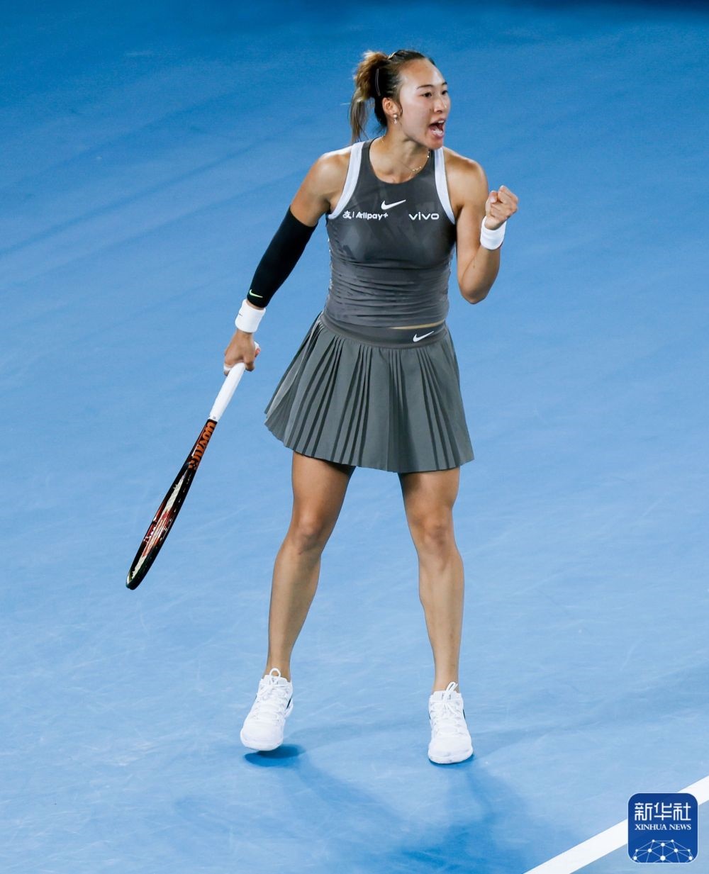 ↑鄭欽文在比賽中慶祝得分。新華社記者 馬平 攝