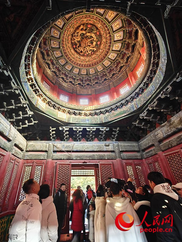 2025年1月，游客正在故宮博物院參觀。人民網(wǎng)記者 韋衍行攝