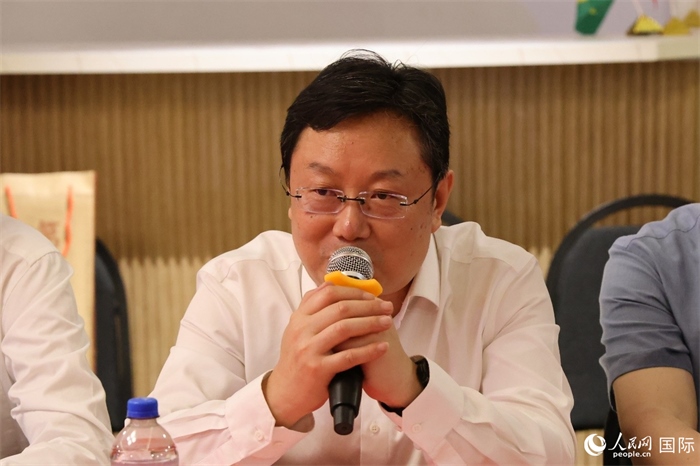 山東省濰坊市副市長(zhǎng)狄波在座談會(huì)上致辭。人民網(wǎng)記者 陳海琪攝