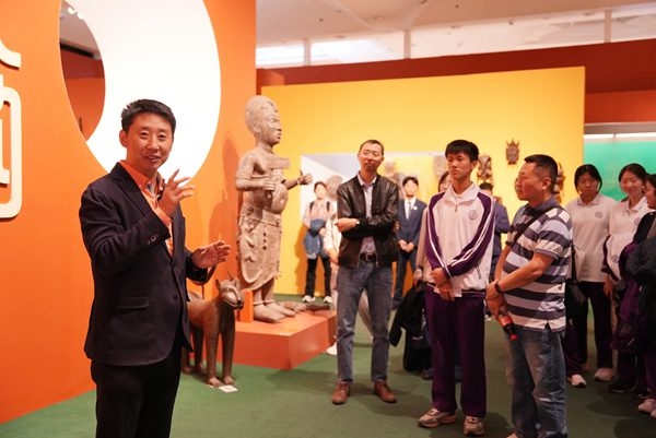 清華附中永豐學(xué)校家校共育活動(dòng)舉行。校方供圖