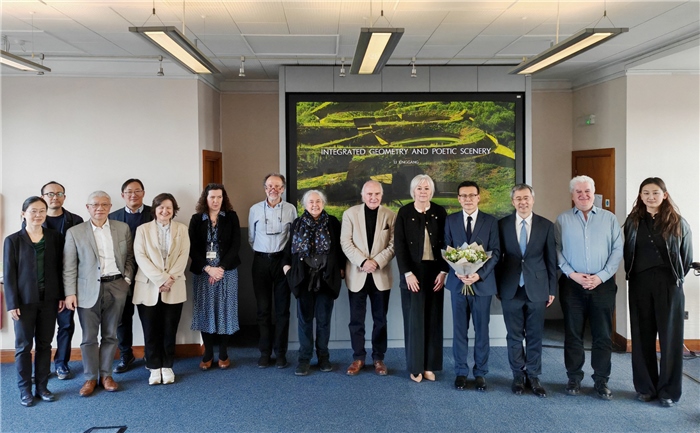 參加開幕式和學術(shù)交流活動的嘉賓合影。活動主辦方供圖