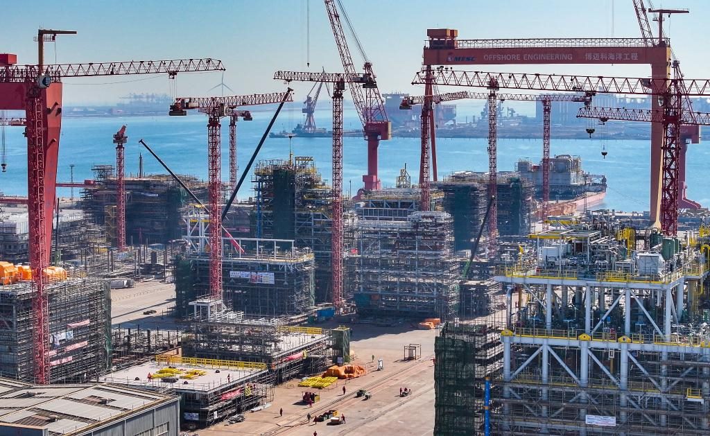 這是3月21日拍攝的天津博邁科海洋工程股份有限公司廠區(qū)一景（無人機(jī)照片）。新華社記者 趙子碩 攝