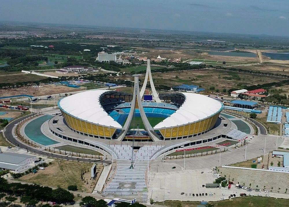 由中國(guó)援建的柬埔寨國(guó)家體育場(chǎng)項(xiàng)目于2021年12月18日正式啟用。