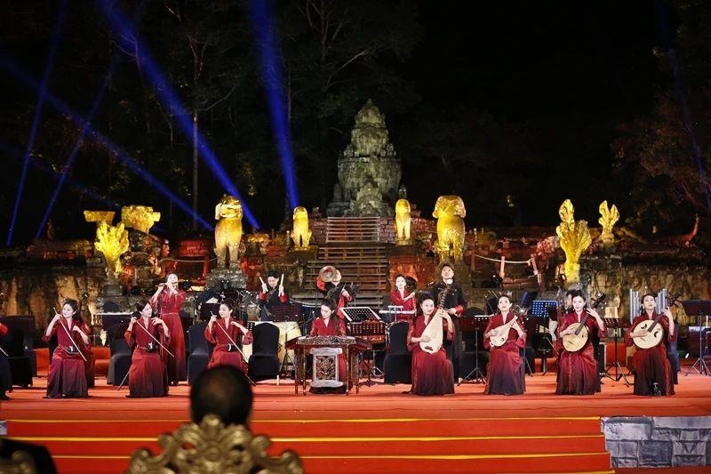 2024年1月13日，在柬埔寨暹粒舉行的“中柬人文交流年”啟動(dòng)儀式。