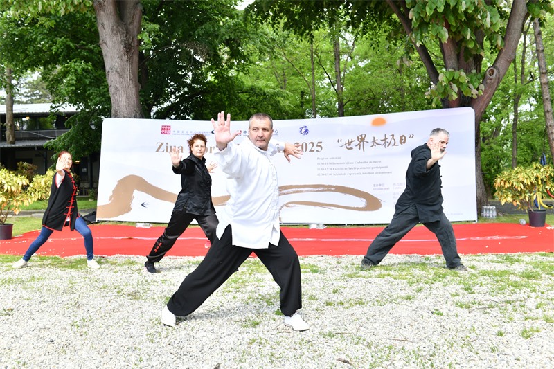 活動(dòng)現(xiàn)場(chǎng)。傅永山攝影。