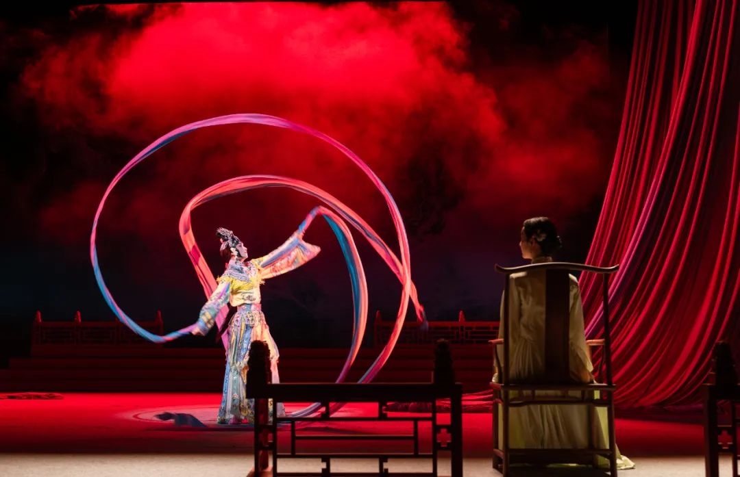 演出現(xiàn)場。北京人藝供圖