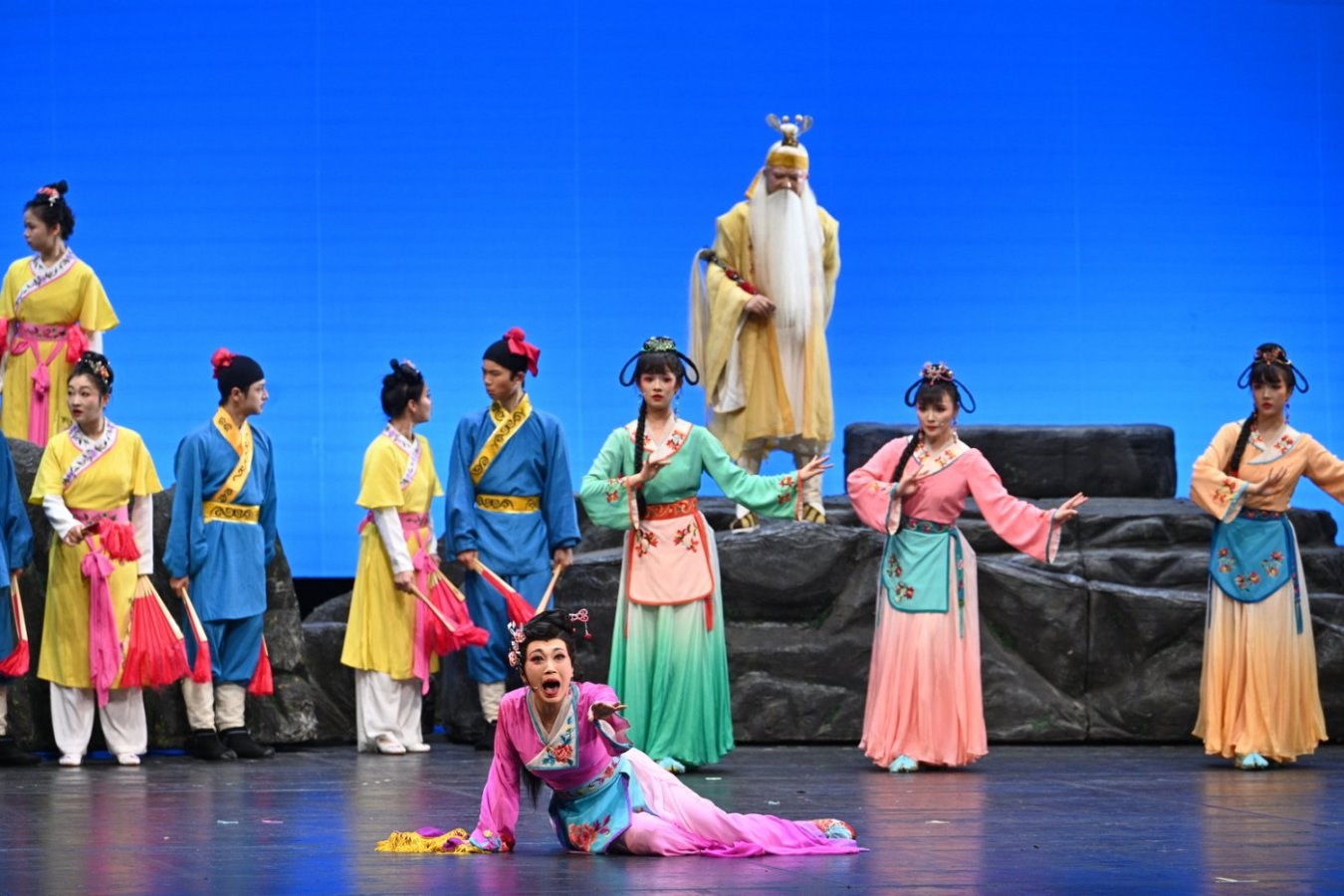 《七妹與蛇郎》演出劇照。國(guó)家大劇院供圖