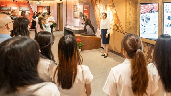 思政課現(xiàn)場。東華大學(xué)供圖